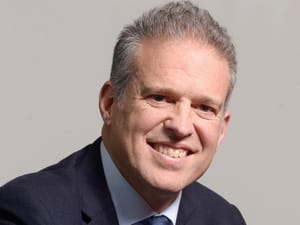 Derek Fox, nuevo gerente general de BYD Auto en Chile