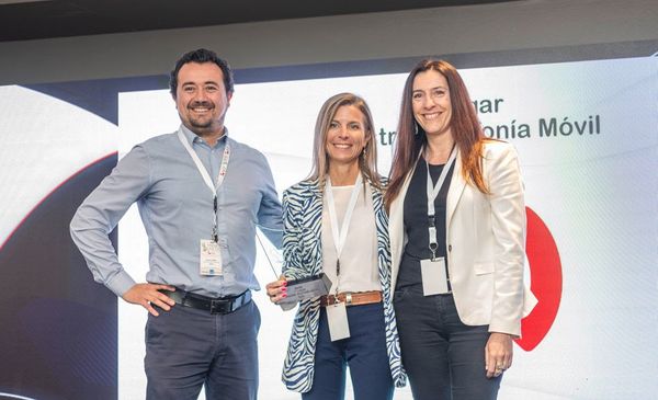 Entel obtiene primer lugar de lealtad  del consumidor en telefonía móvil 2023